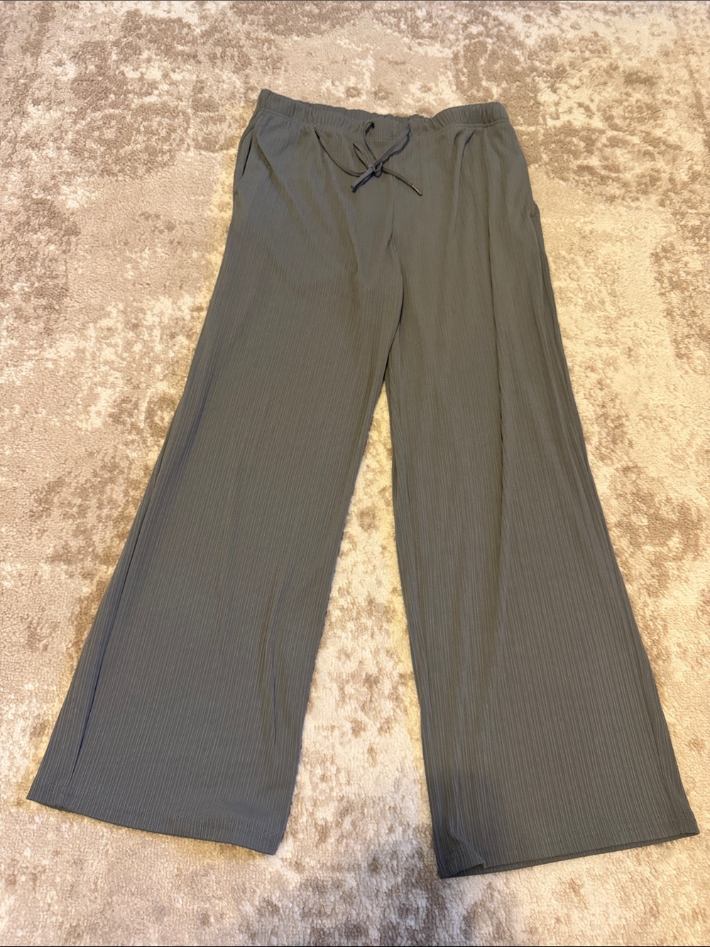 GU Japan Wide-Leg ribbed Pants in grey